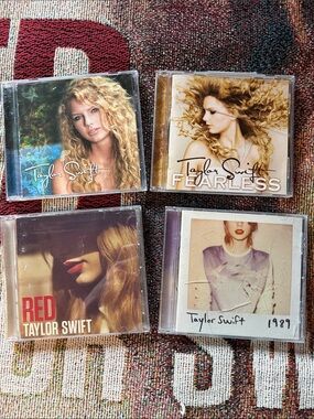 Taylor Swift CD Collection Bundle Debut Fearless Red 1989 Original Version